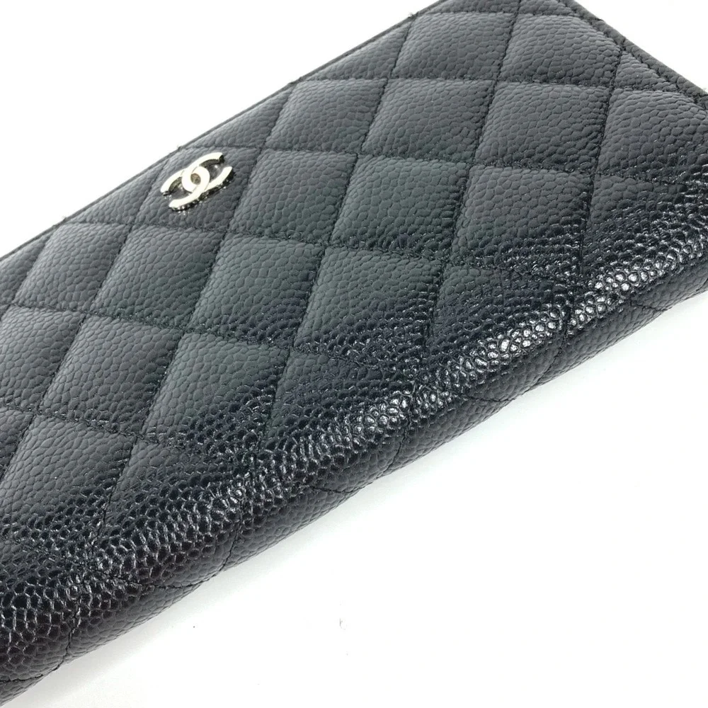 CHANEL Black Wallet